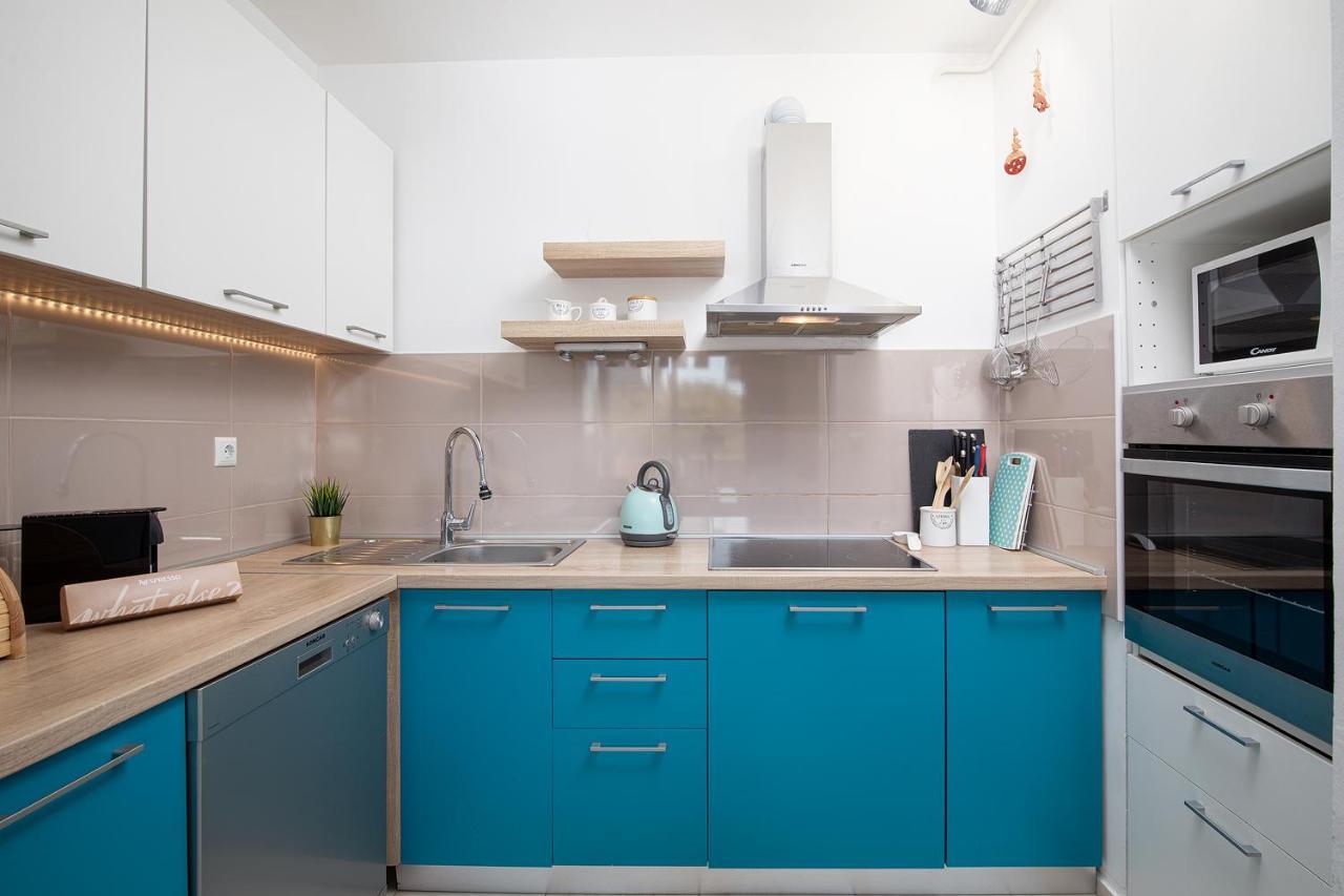 Stylish City Stay With Balcony & Free Parking Pola Esterno foto